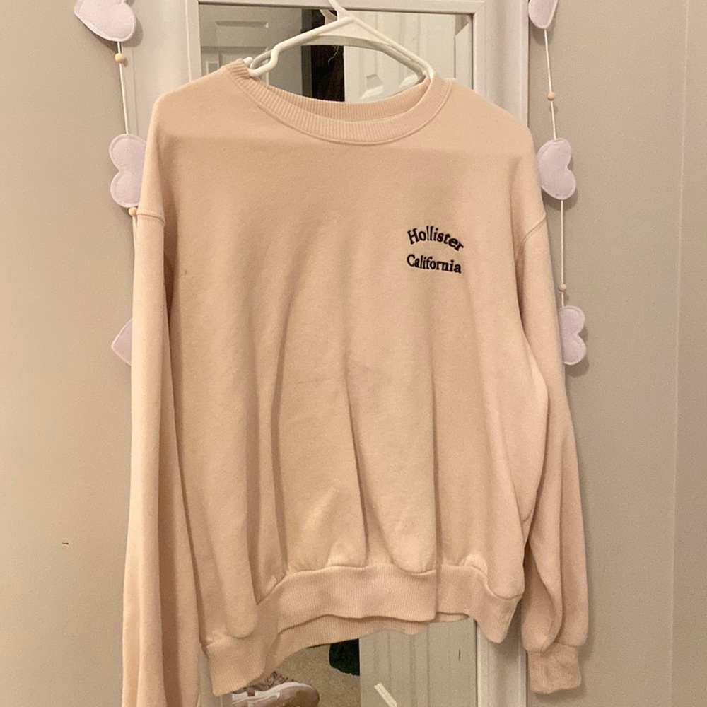 Hollister sweatshirt